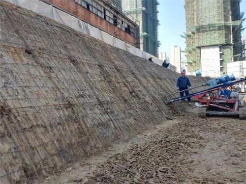 北湖建筑边坡支护